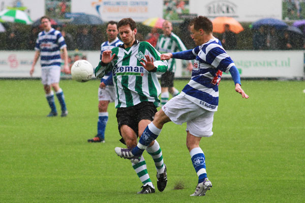 SC Genemuiden - s.v. Spakenburg (Foto Helmich Lubberts).